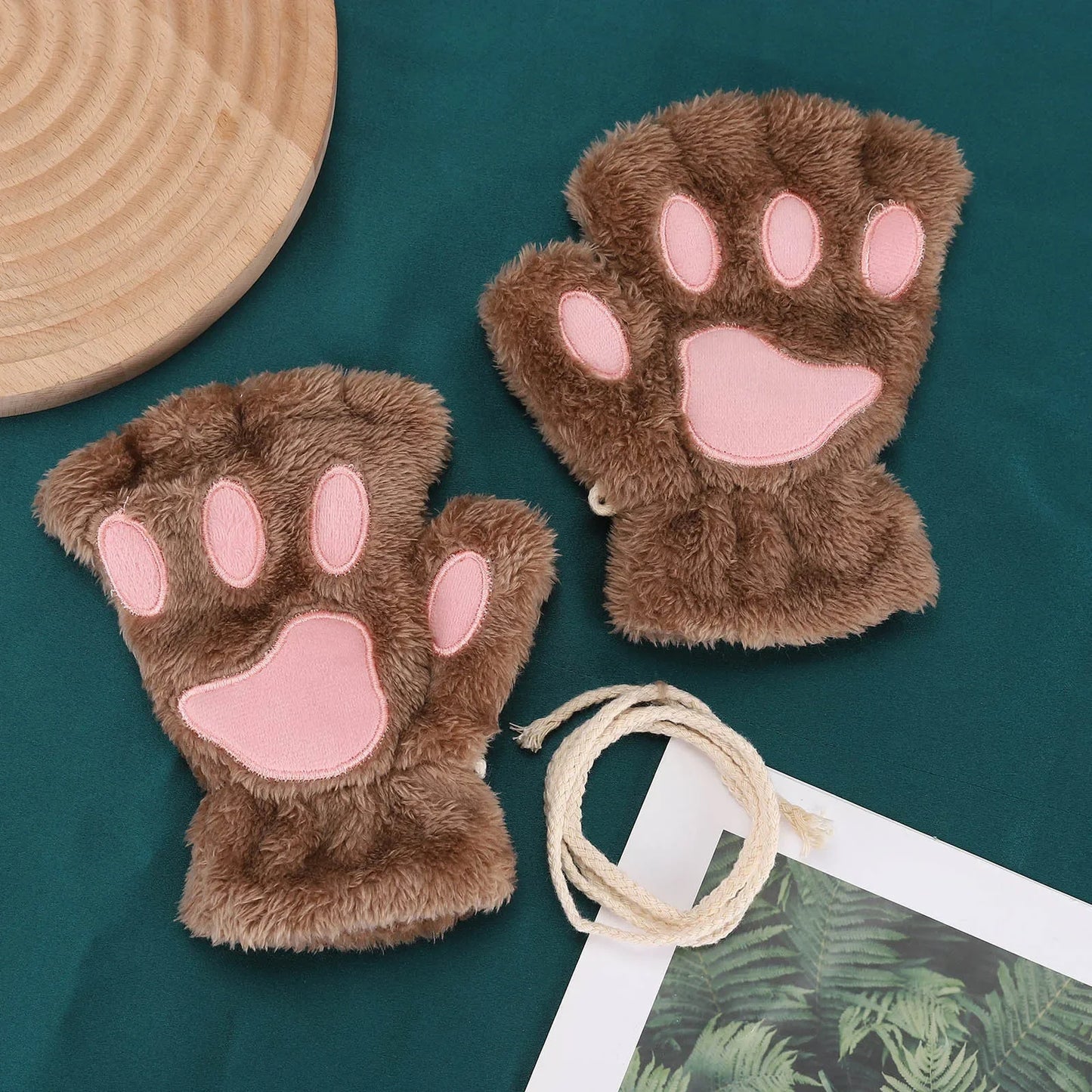 Lovely Plush Cat Claw Paw Gloves Plush Mittens Warm Soft Plush Short Fingerless Fluffy Bear Gloves Costume Half Finger Gloves