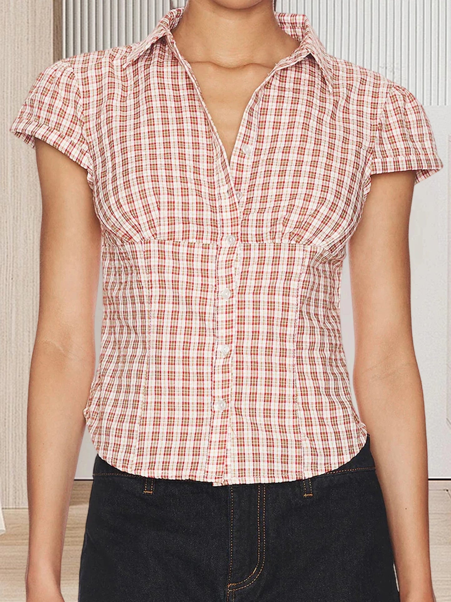 Women Floral Print Blouse V-Neck Sleeveless Tank Top with Ruffle Hem for Chic Summer Style and Weekend Outings