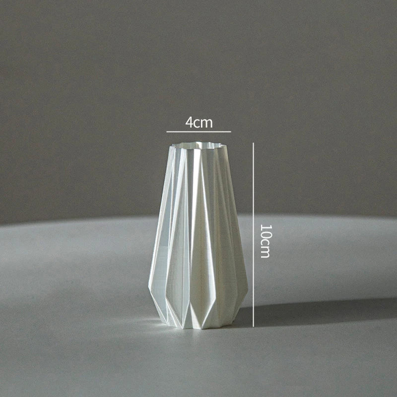 Function Modern Style Plastic Vase For Aesthetic Floral Arrangement