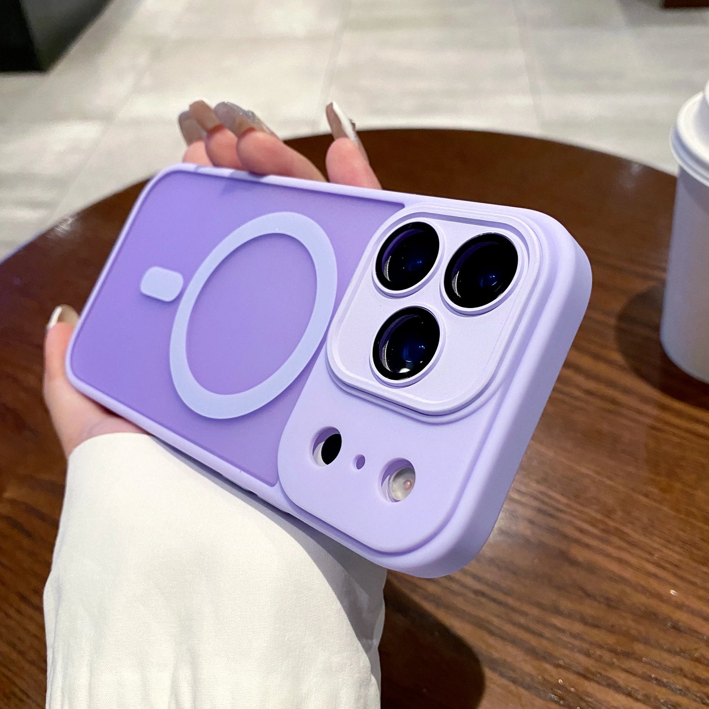 OENY Luxury Magnetic Wireless Case For iPhone 17 Pro Max