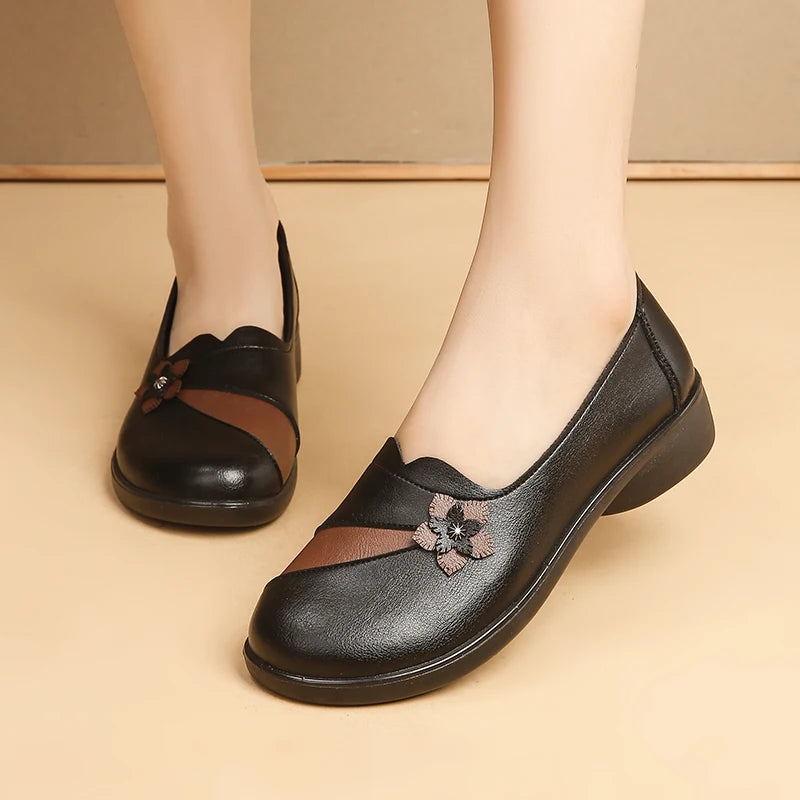 Women's Floral Slip On Flats 3D Flower PU Leather