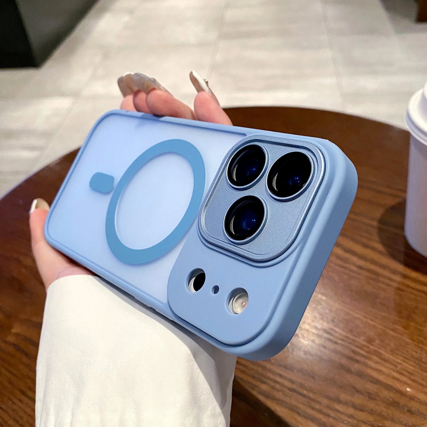 OENY Luxury Magnetic Wireless Case For iPhone 17 Pro Max