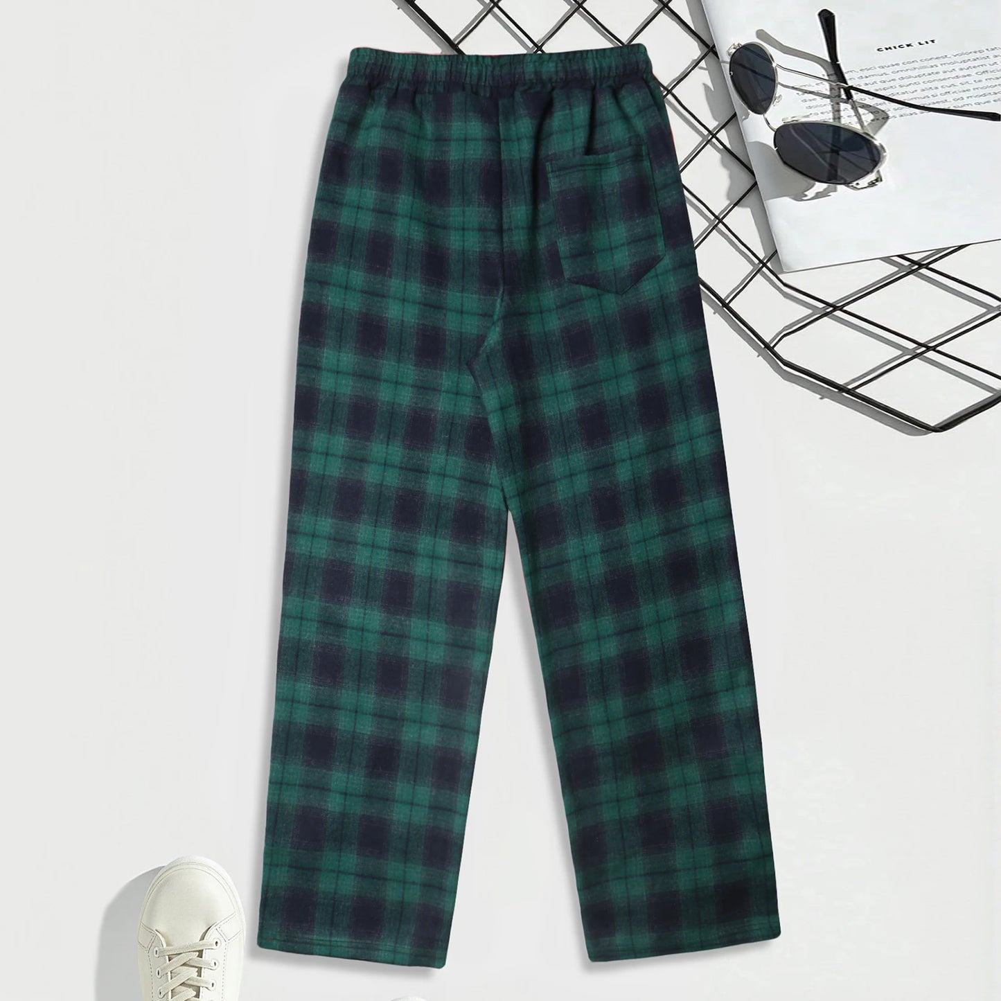 Stylish Men s Checkered Lounge Pants with Adjustable Drawstring Waistband for Comfortable Everyday Wear