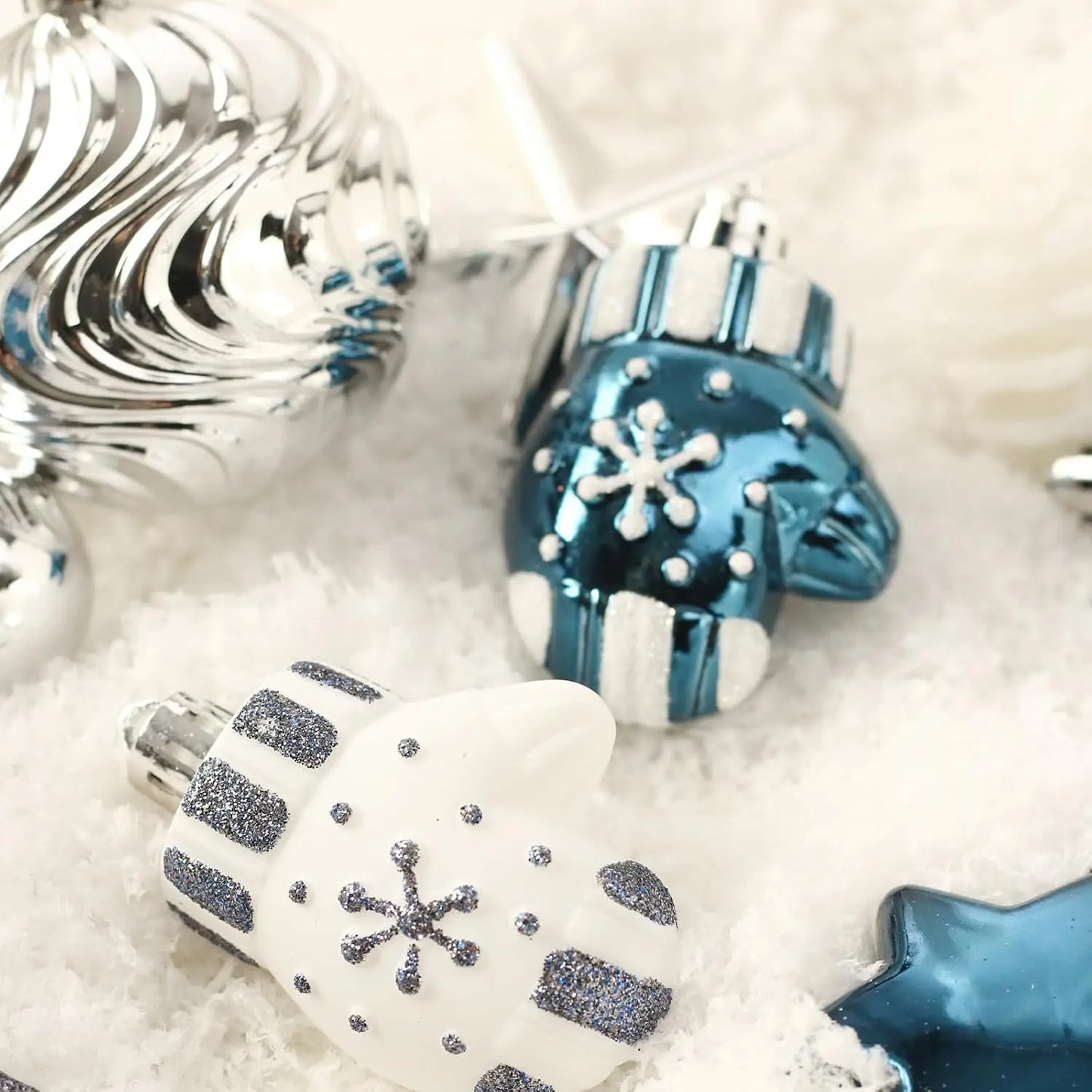 Twister.CK 68 Pcs Christmas Ball Ornaments Set Shatterproof with Merry Christmas Sign and Top Tree Toppers